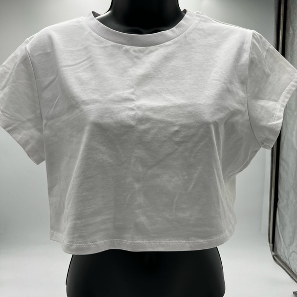 naked wardrobe Tops - New women’s Naked Wardrobe white cropped‎ cotton boxy micro T-shirt size XL.